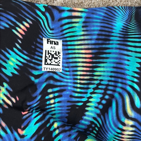 TYR Multicolor tech suit - Picture 6 of 6